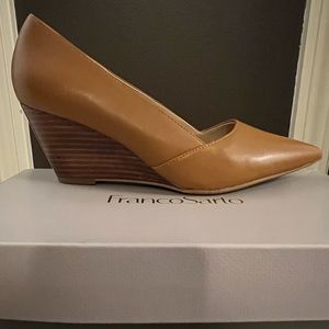 NWT Franco Sarto Wedge Pump size 7
